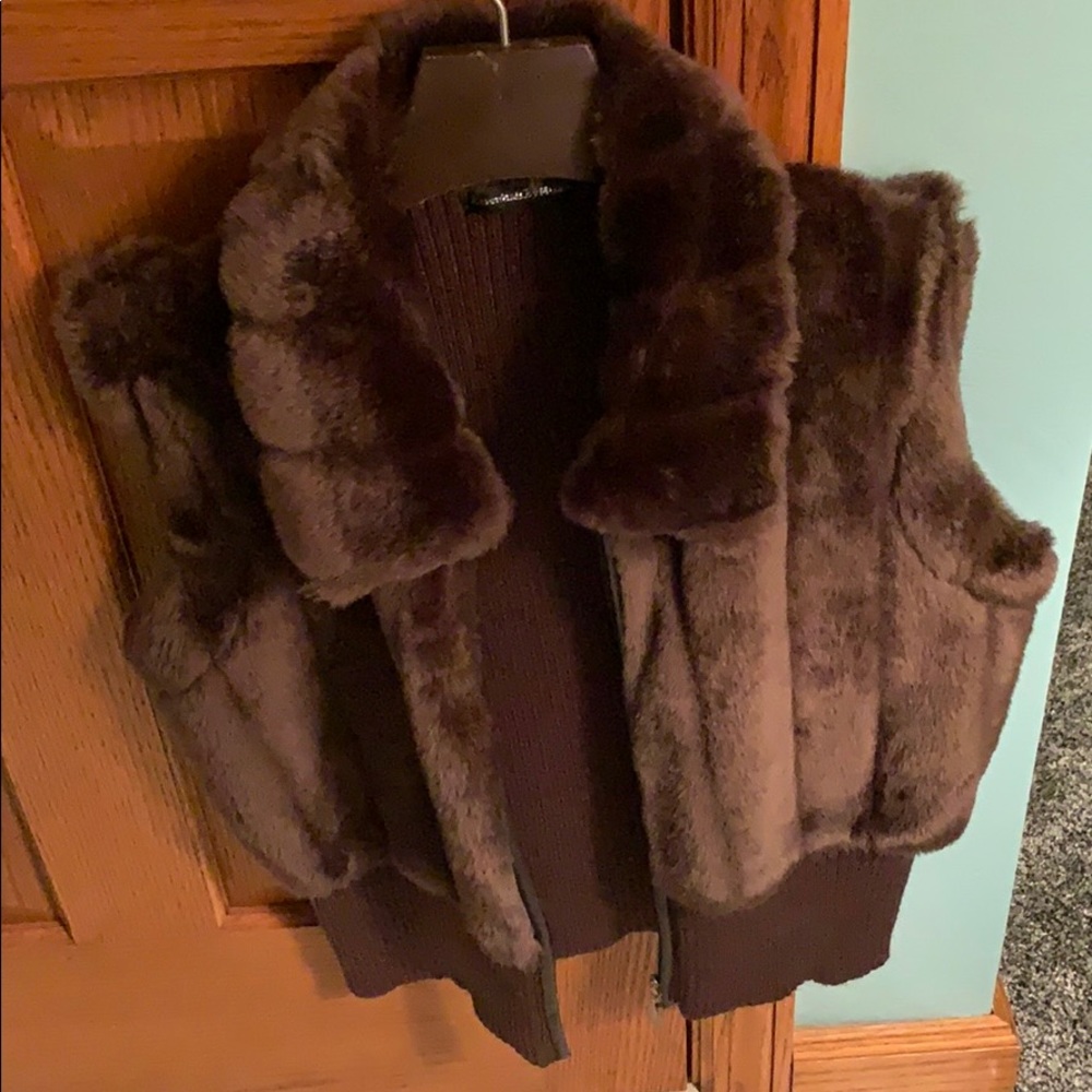 Essentials By Milano Sweater & Faux Fur Vest!